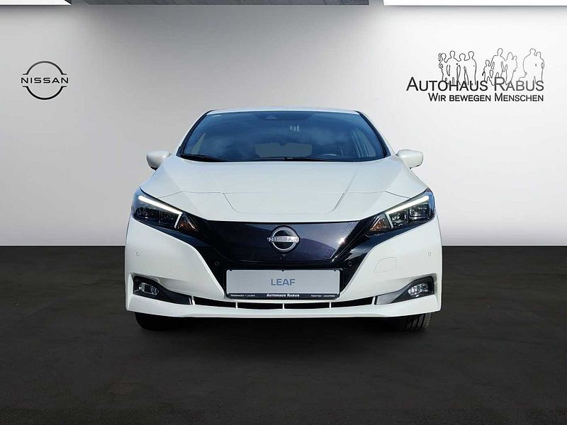 Nissan Leaf 40 KWh Navi LED Klima PDC Sitzh Tekna