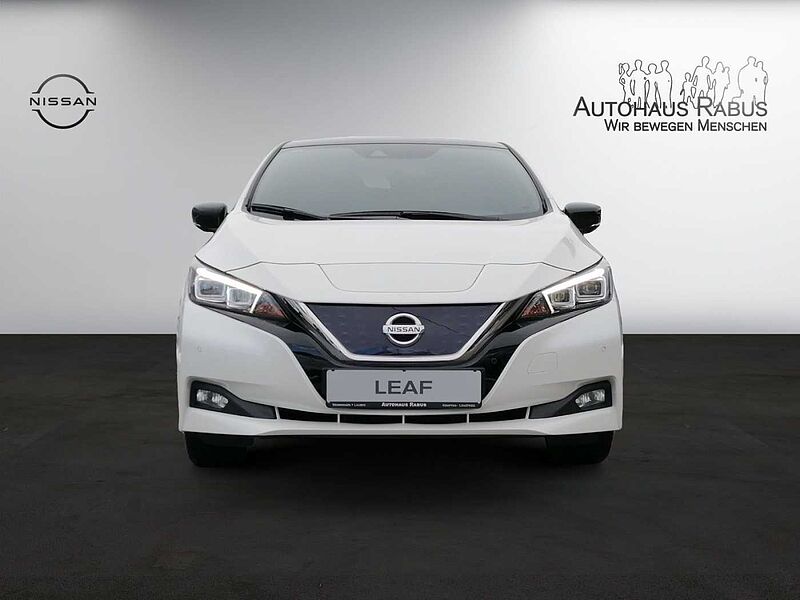Nissan Leaf 40 kWh Tekna Klima Navi Leder LED DAB SHZ