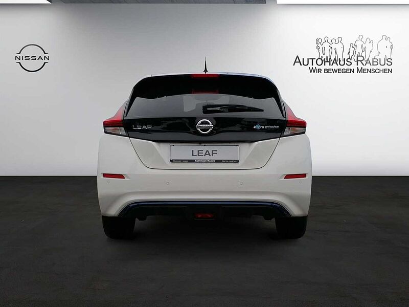 Nissan Leaf 40 kWh Tekna Klima Navi Leder LED DAB SHZ
