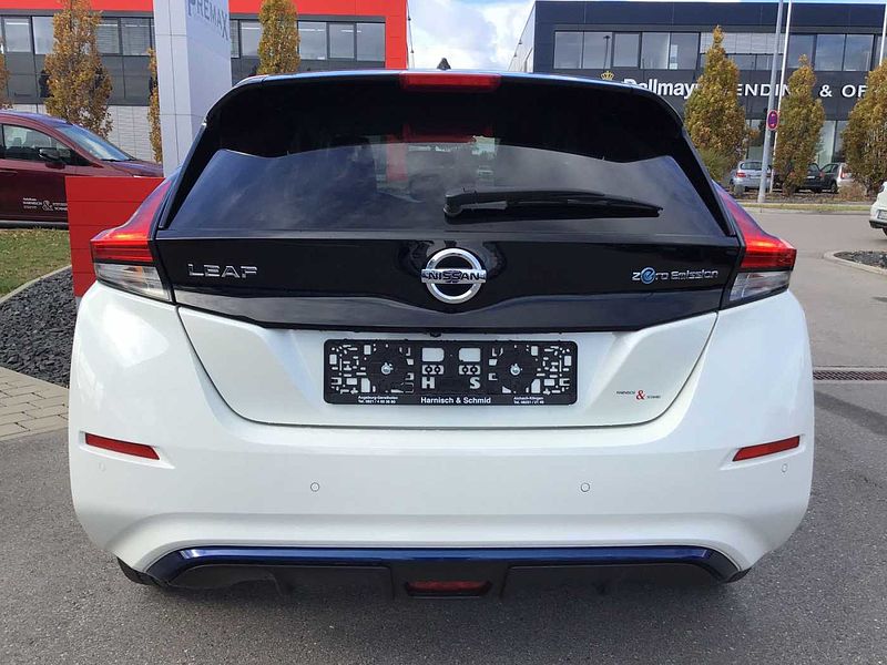 Nissan Leaf 40 kWh Automatik - TEKNA - Leder, BOSE, LED